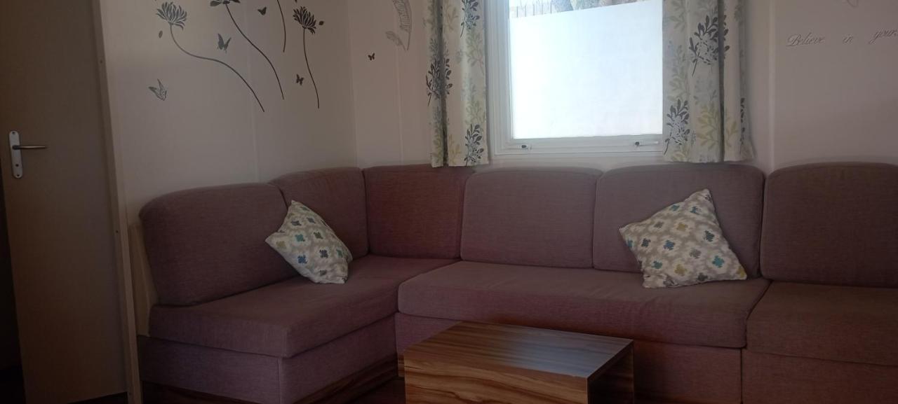Mobil-Home Aventura 3 Par Catherve Canet-en-Roussillon Eksteriør billede